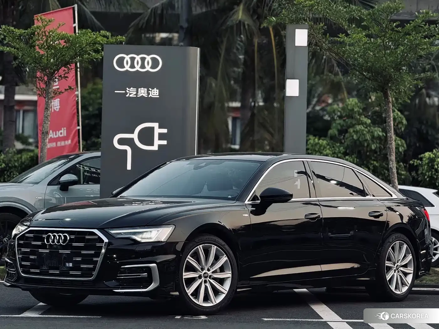 Audi A6L id 4548049 из Китая 11