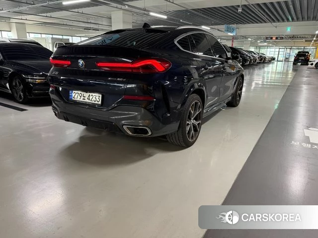 BMW X6 (G06) 2022 Черный из Кореи, фото 5