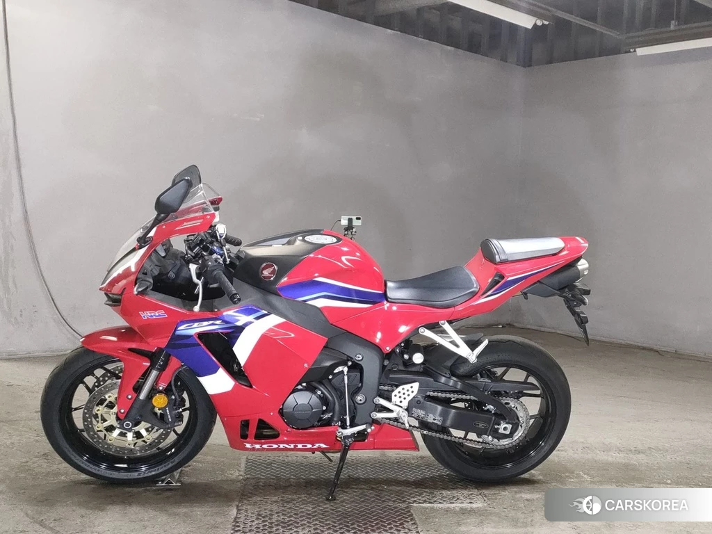 Проданный Honda CBR600RR 2022 из Японии, фото 2