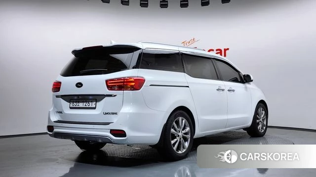 Kia The New Carnival id 4557956 из Кореи 12