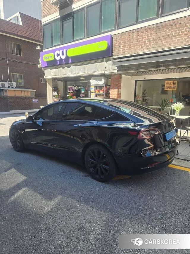 Tesla Model 3 2021 Черный из Кореи, фото 2