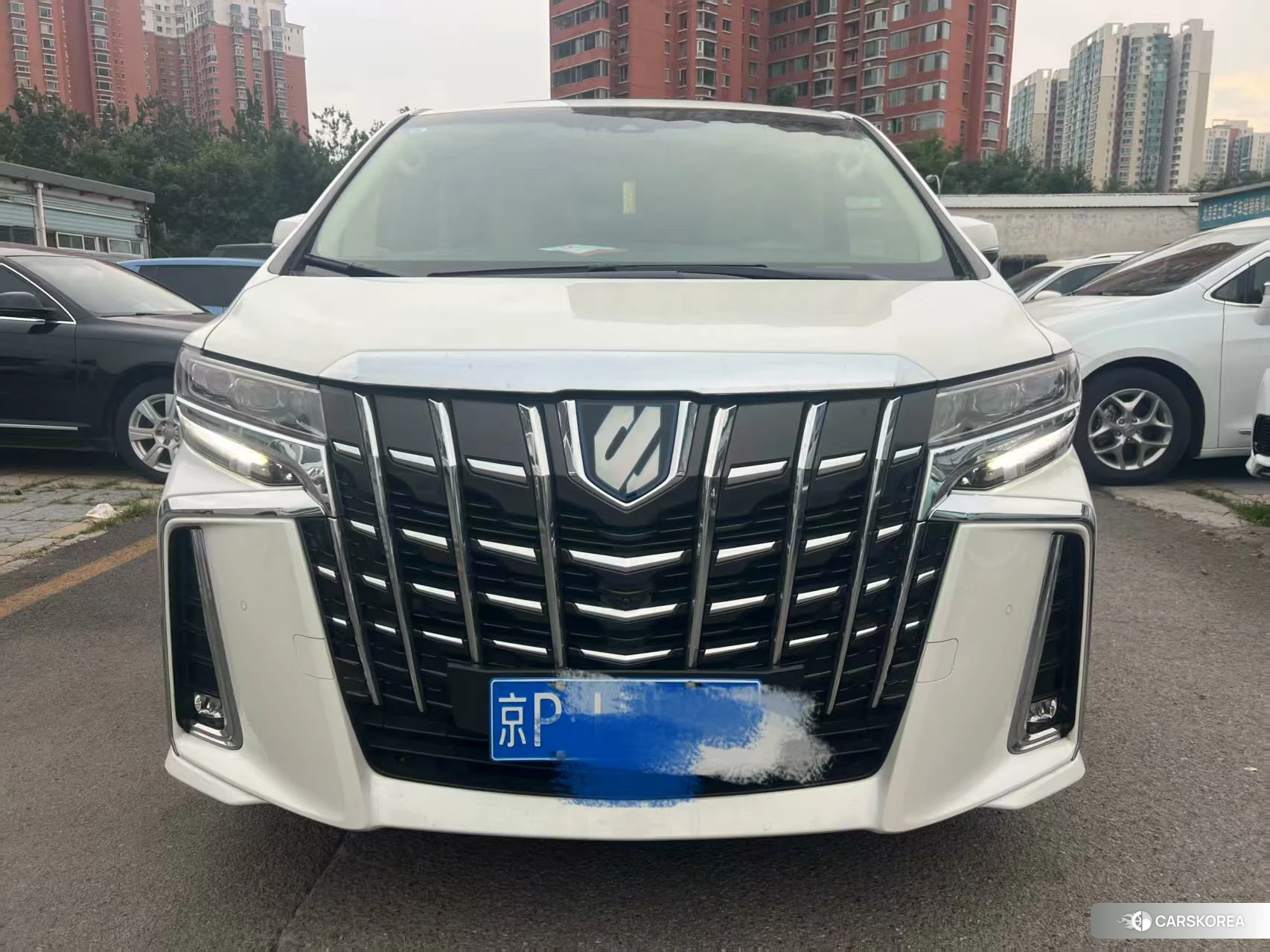 Toyota Elfa 2021 Белый из Китая, фото 2