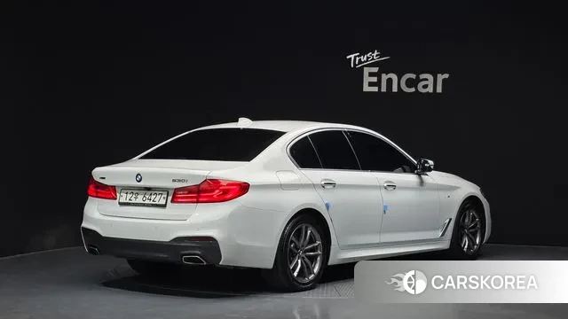 BMW 5 Series (G30) id 3661988 из Кореи 12