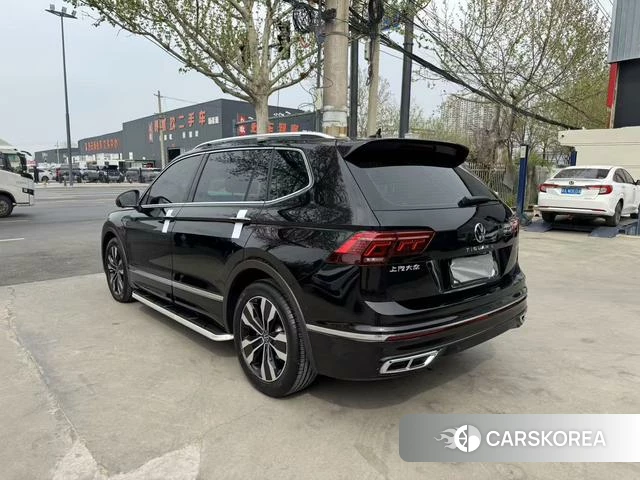 Volkswagen Tiguan L 2022 Черный из Китая, фото 2