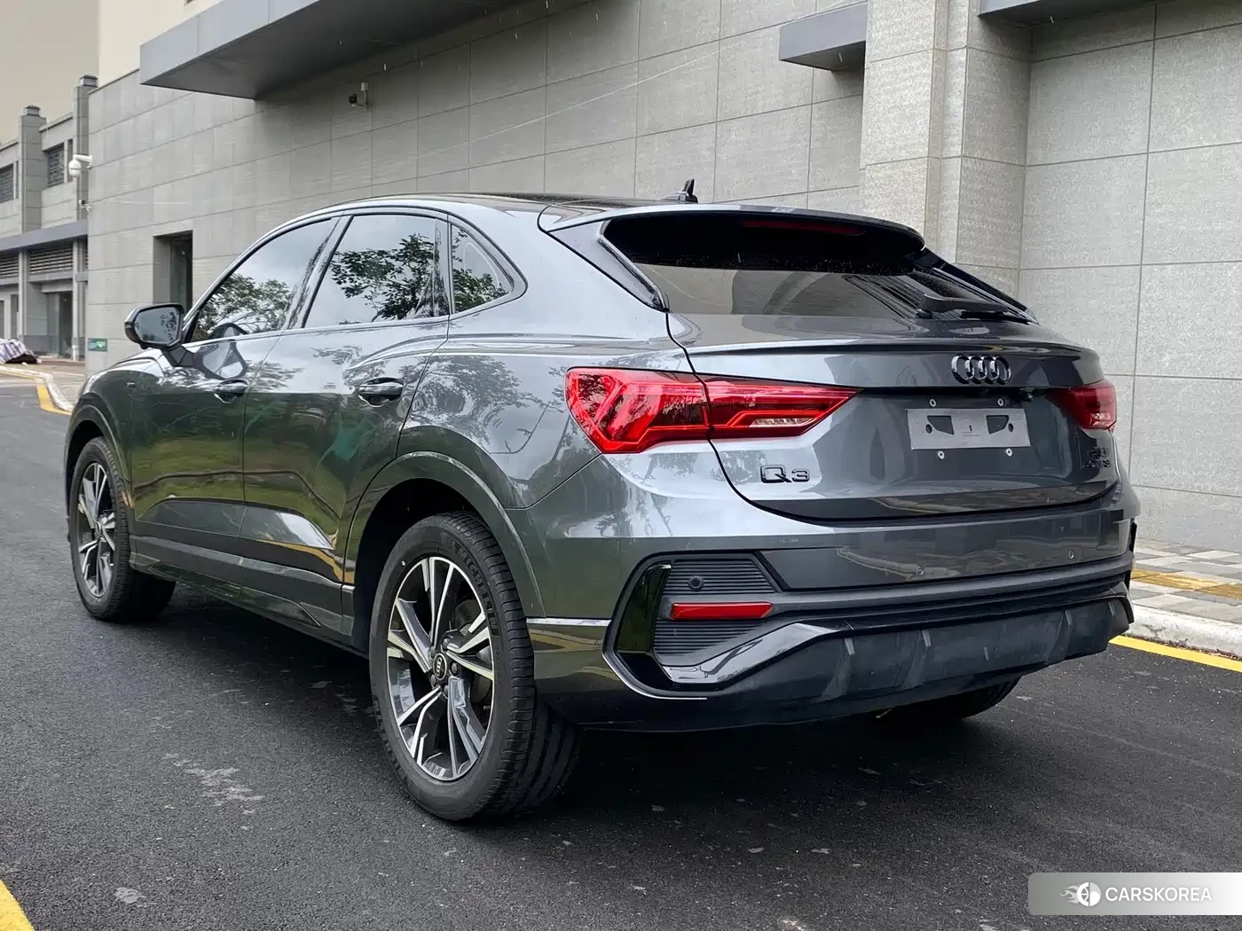 Audi Q3 Sportback id 4669202 из Китая 9