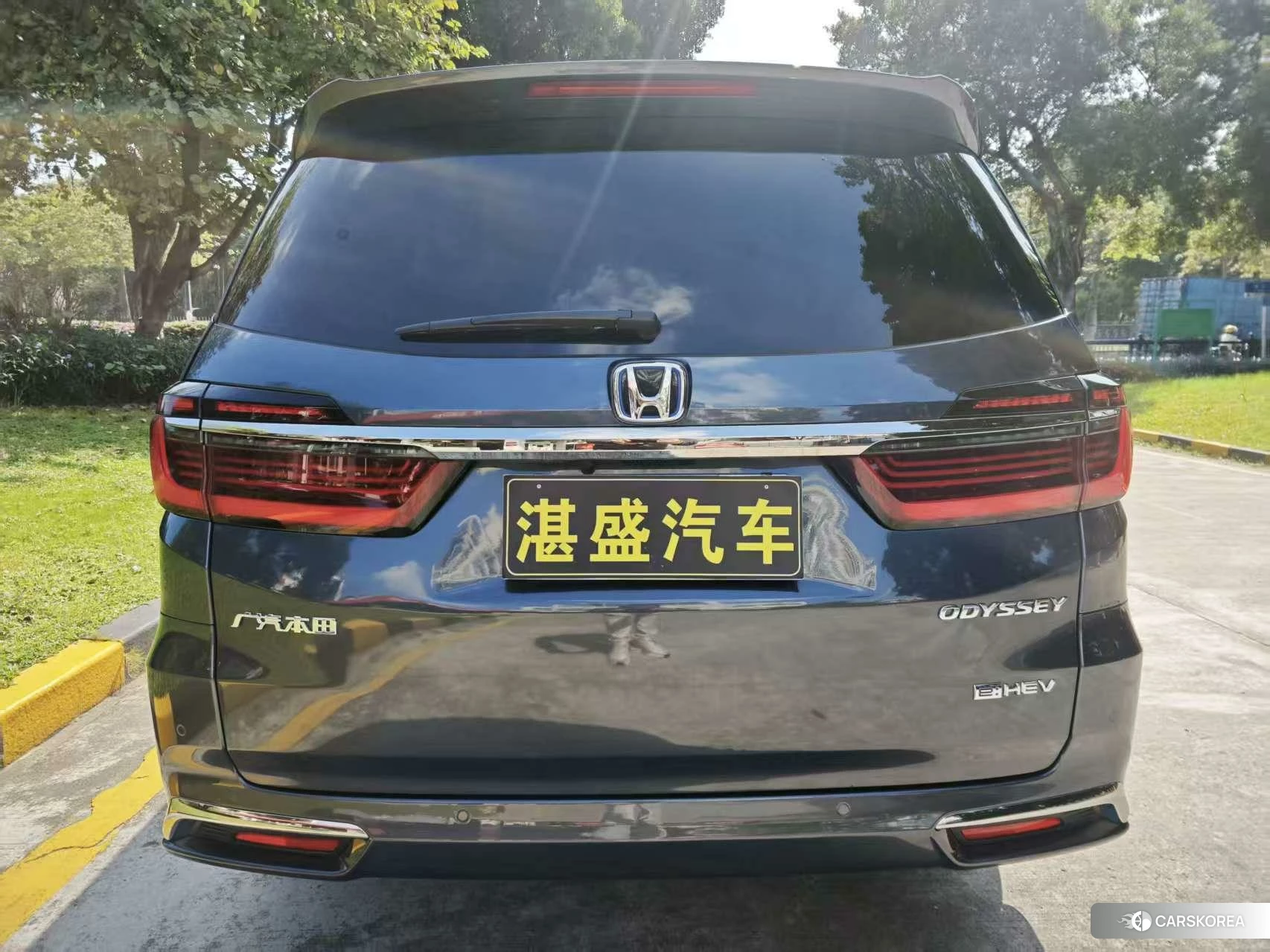 Honda Odyssey 2021 Темно-серый из Китая, фото 6