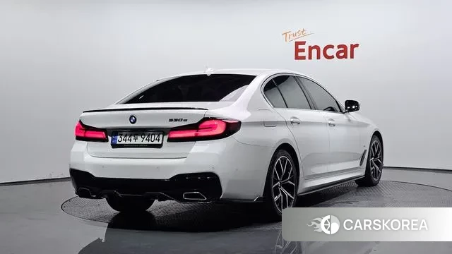 BMW 5 Series (G30) id 3059682 из Кореи 12