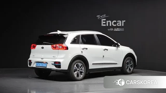 Kia Niro EV id 3433435 из Кореи 12
