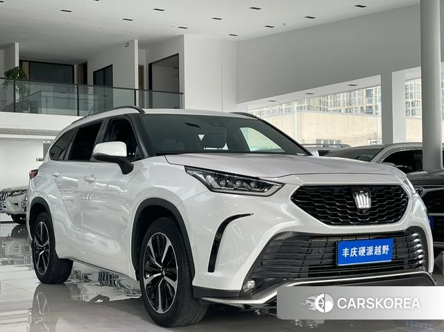 Toyota Crown Lufang id 4348470 из Китая 12