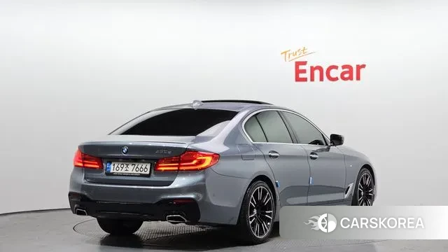 BMW 5 Series (G30) id 3742854 из Кореи 12