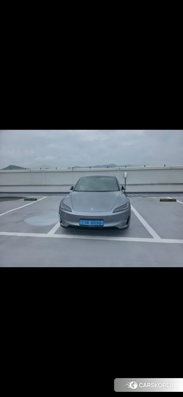 Tesla Model 3 2025 Серебристо-серый из Кореи, фото 2