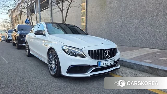 Mercedes-Benz C-Class W205 2018 Белый из Кореи, фото 5