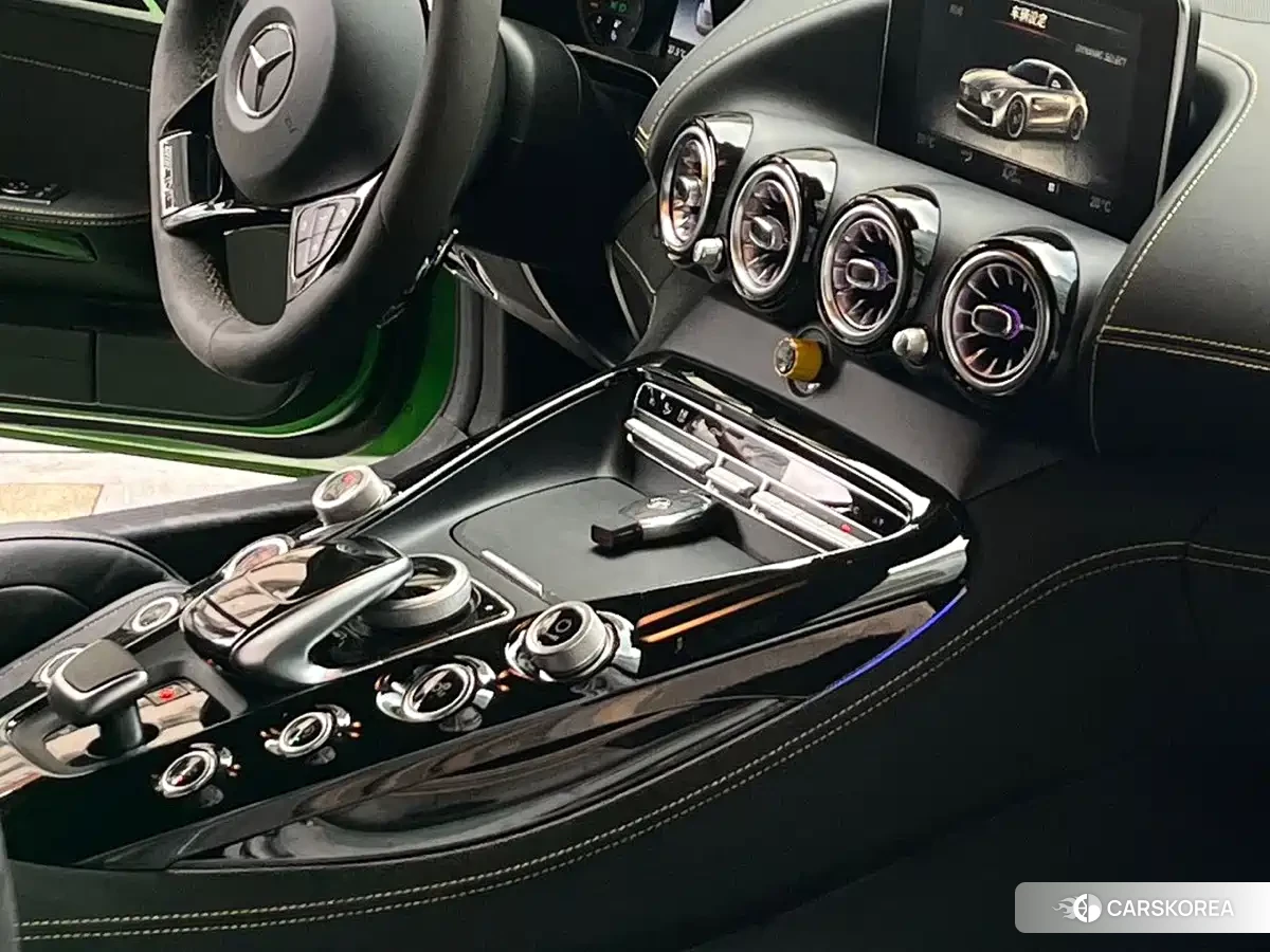 Mercedes-Benz AMG GT 2019 Зеленый из Китая, фото 2