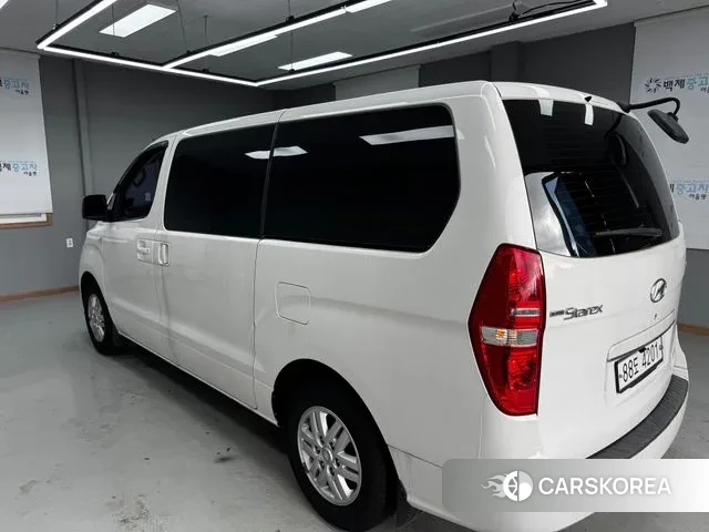 Hyundai The New Grand Starex id 3259332 из Кореи 9