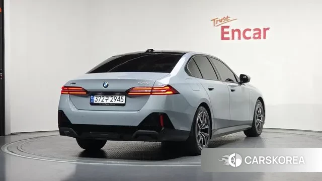 BMW 5 Series (G60) id 3769953 из Кореи 12