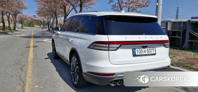Lincoln Aviator 2nd generation 2020 Белый из Кореи, фото 2