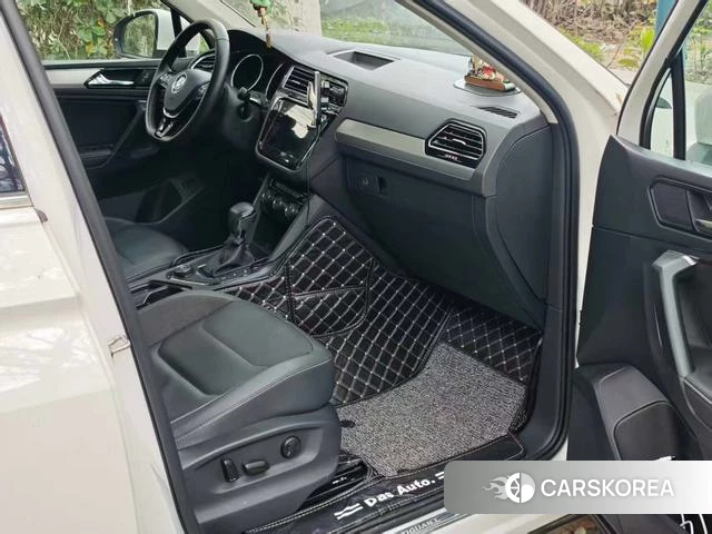 Volkswagen Tiguan L 2022 Белый из Китая, фото 2