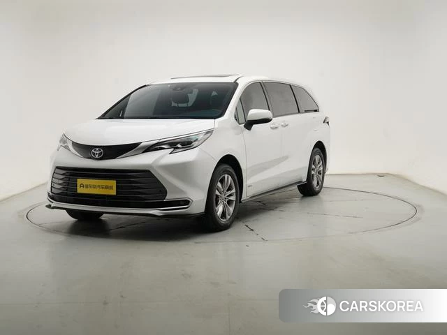 Toyota Saina id 4236631 из Китая 12