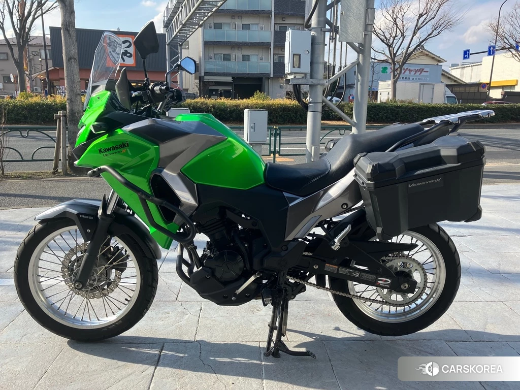 Проданный Kawasaki VERSYS-X 250 ABS 2017 из Японии