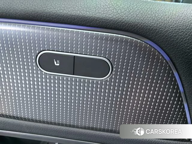 Mercedes-Benz GLB id 4272417 из Китая 11