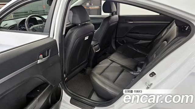 Hyundai Avante AD id 2654410 из Кореи 11