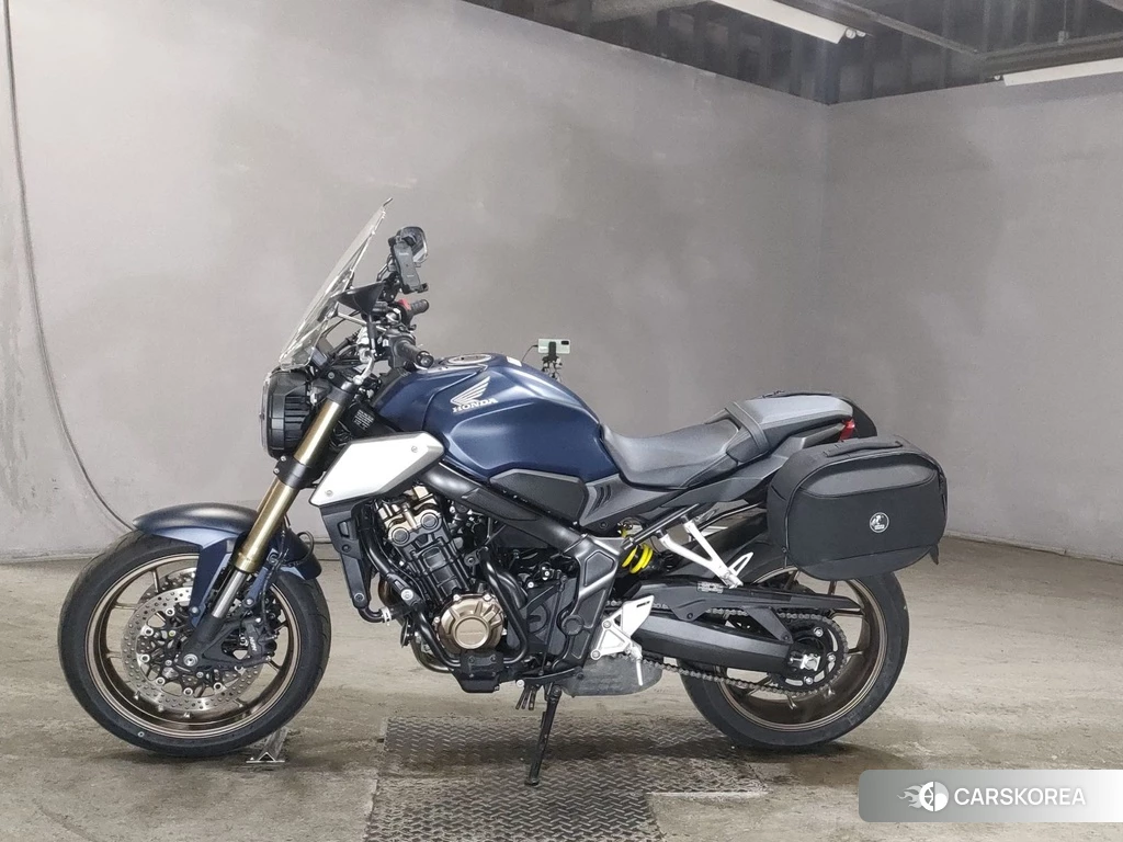 Проданный Honda CB650R 2022 из Японии, фото 2