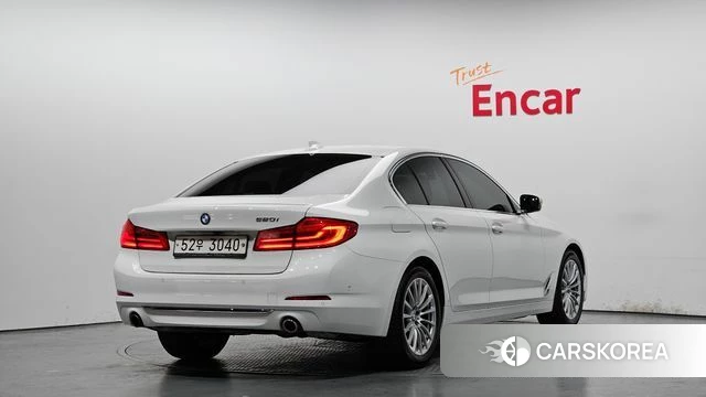 BMW 5 Series (G30) id 3861238 из Кореи 12