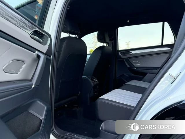 Volkswagen Tanyue 2023 Белый из Китая, фото 2