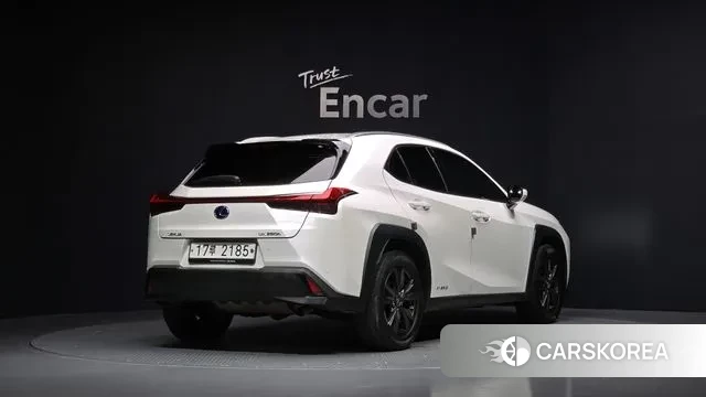 Lexus UX250h id 3129128 из Кореи 12