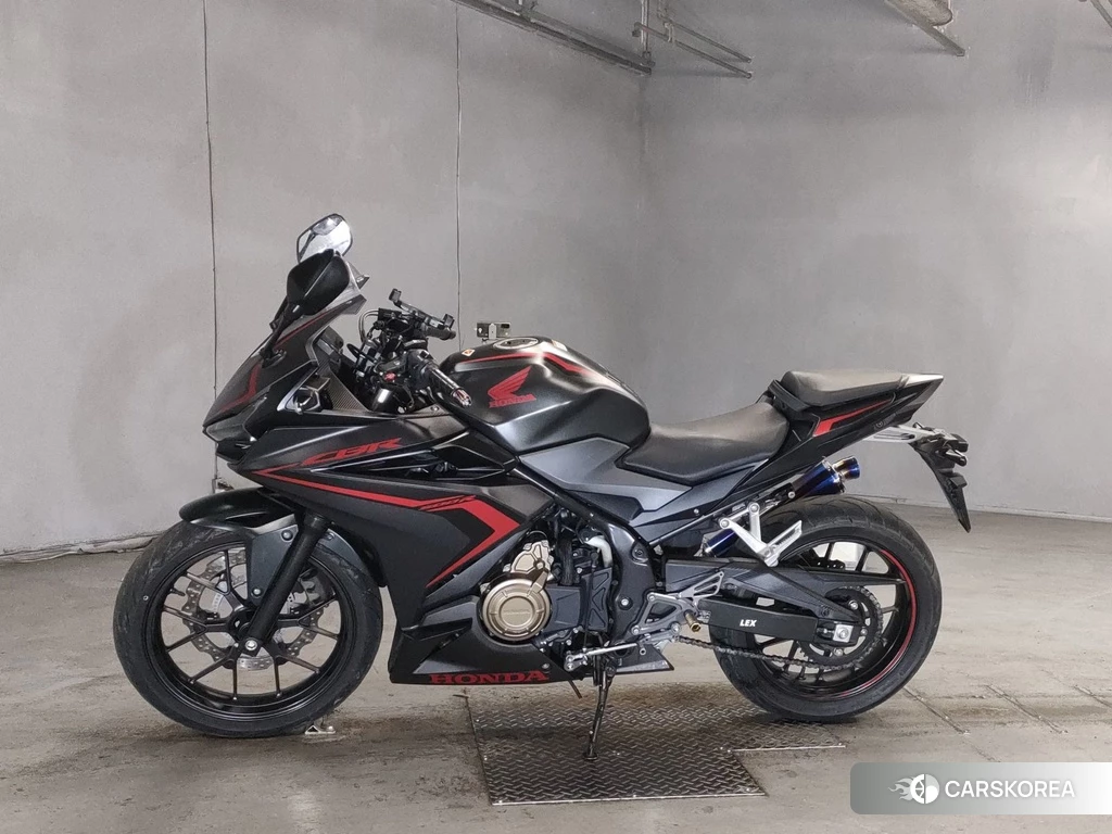Проданный Honda CBR400R 2019 из Японии, фото 2