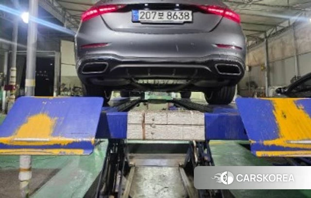 Mercedes-Benz C-Class W206 2022 Серый из Кореи, фото 2