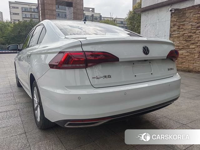 Volkswagen Bora id 3890571 из Китая 7