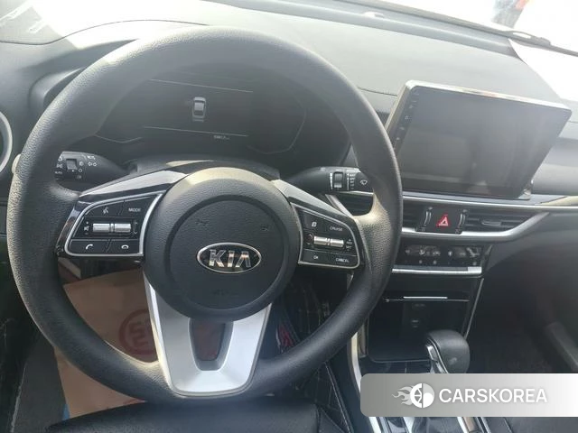 Kia K3 2021 Белый из Китая, фото 2