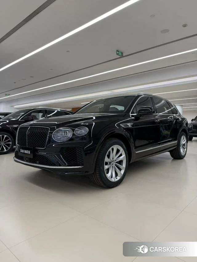 Bentley Tim Yue 2026 Черный из Китая, фото 2