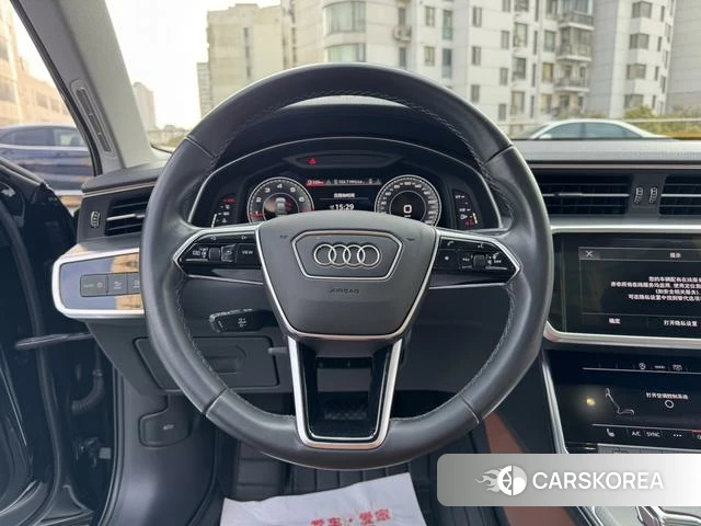 Audi A6L id 4239802 из Китая 10