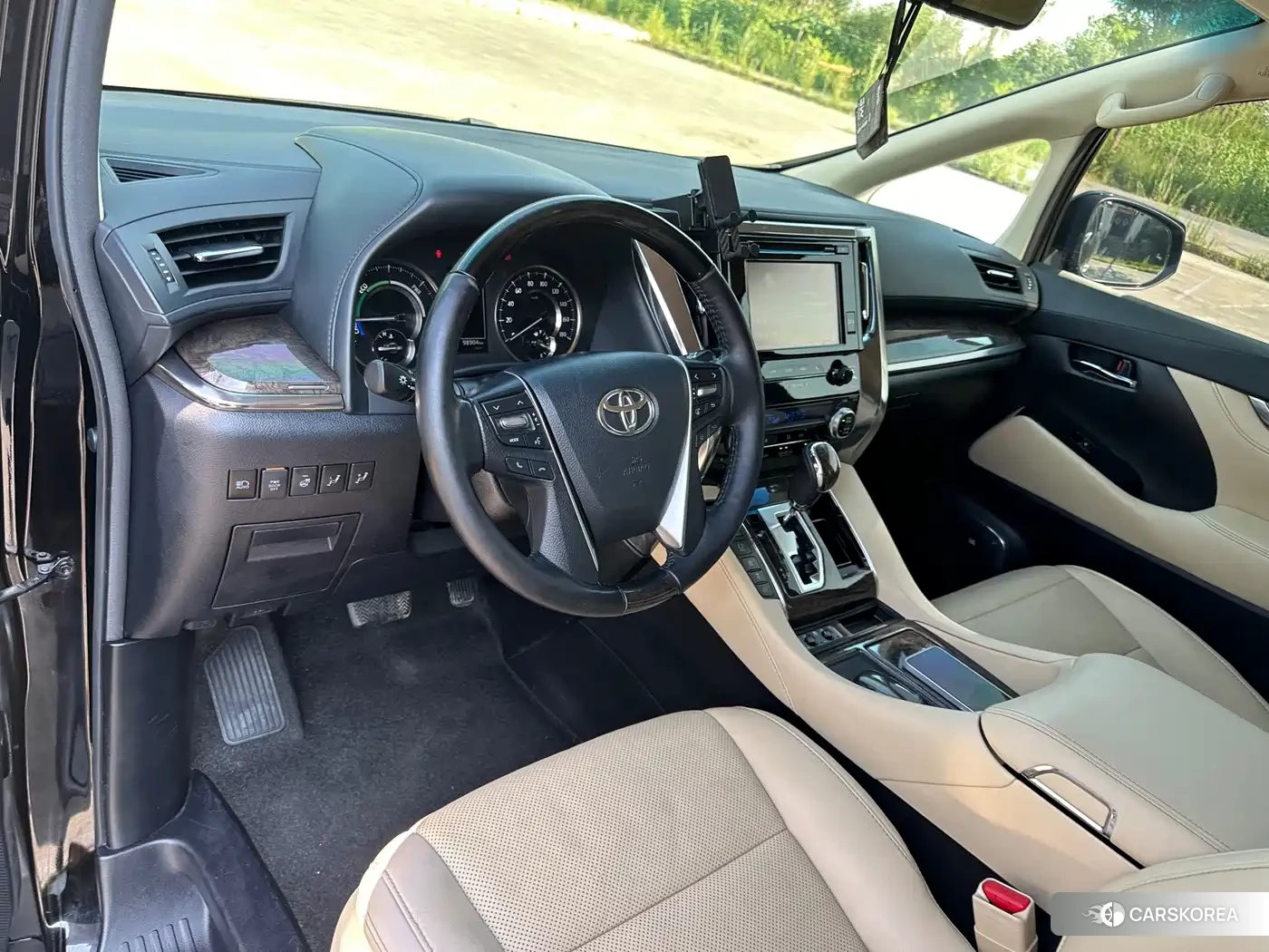 Toyota Elfa id 4679885 из Китая 7