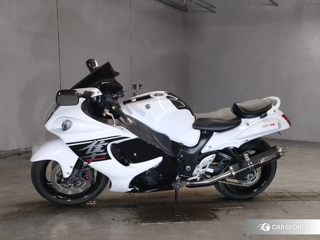 Проданный Suzuki GSX1300R HAYABUSA 2018 из Японии