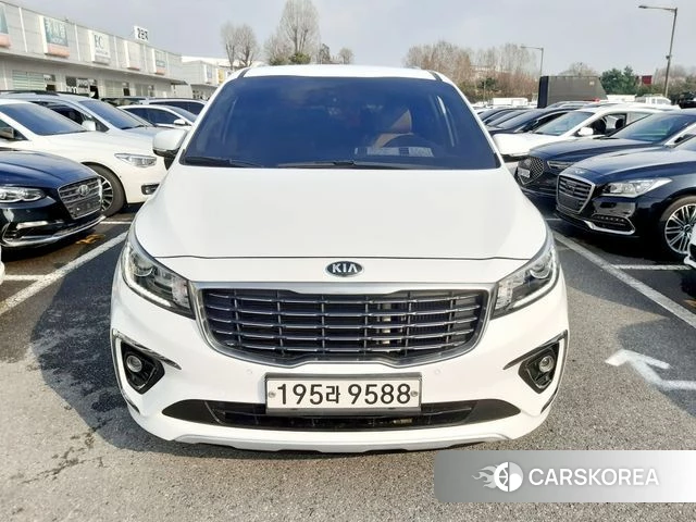 Kia The New Carnival id 3867142 из Кореи 8