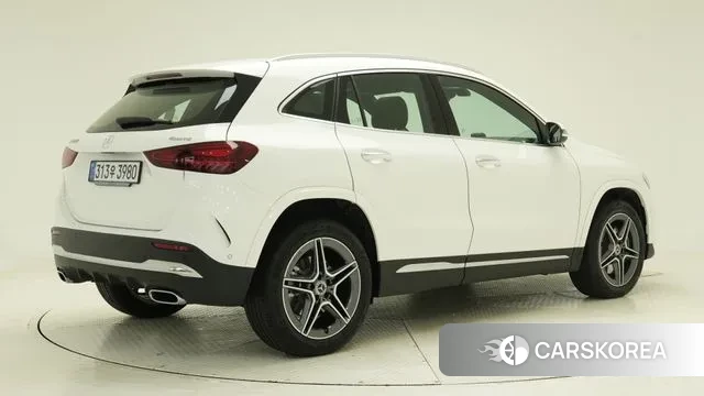 Mercedes-Benz GLA - Class H247 id 3731719 из Кореи 12