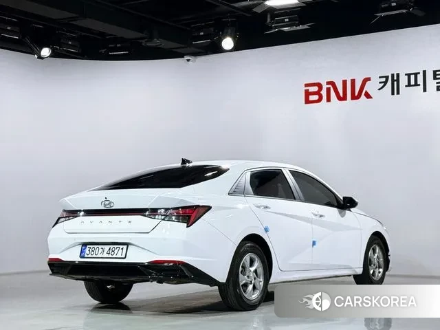 Hyundai Avante (CN7) id 3421418 из Кореи 12