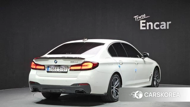 BMW 5 Series (G30) id 3916408 из Кореи 12