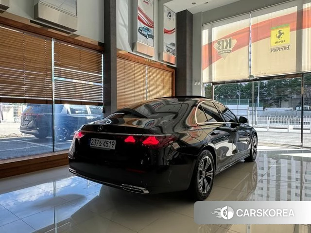 Mercedes-Benz E-Class W214 id 4576974 из Кореи 12