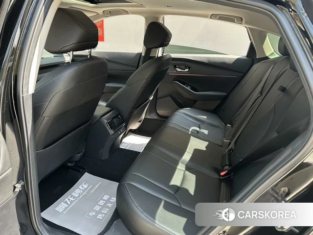 Honda Accord id 4307789 из Китая 12