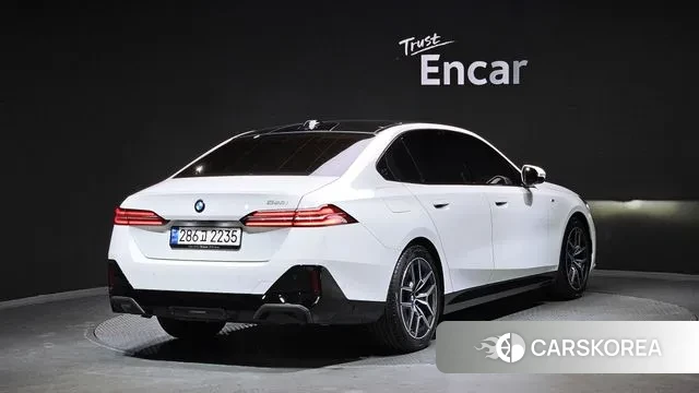 BMW 5 Series (G60) id 3399979 из Кореи 12