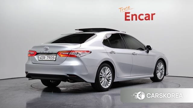 Toyota Camry (XV70) id 3796092 из Кореи 12