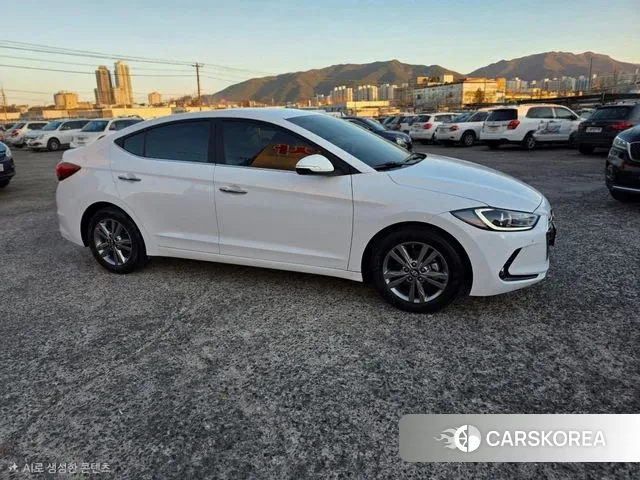 Hyundai Avante AD id 3568753 из Кореи 12