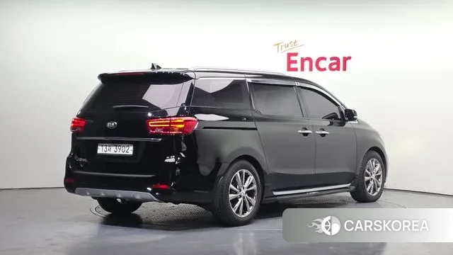 Kia The New Carnival id 3583445 из Кореи 12