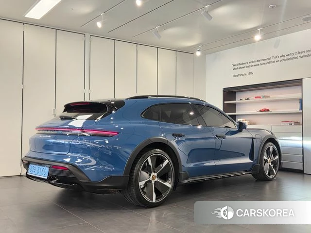 Porsche Taycan 2024 Синий из Кореи, фото 4