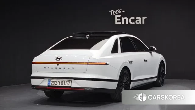 Hyundai Grandeur (GN7) id 3457919 из Кореи 12