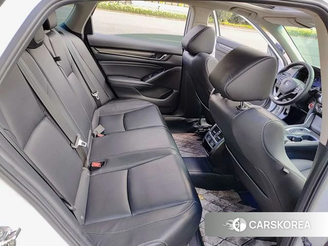 Honda Accord 2022 Белый из Китая, фото 3